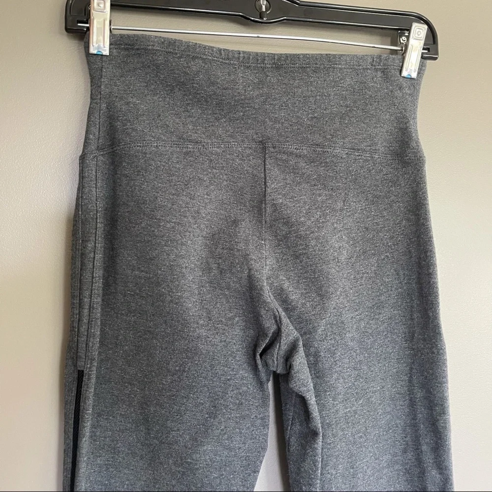 High Waisted Heather Gray Leggings with‎ Mesh Side Stripe Detail Slim Fit Active